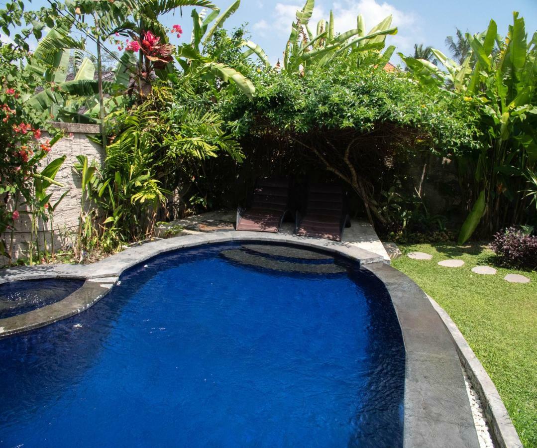 Ratna Villa อูบุด ภายนอก รูปภาพ